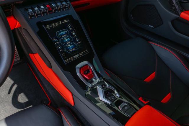 2022 Lamborghini Huracan Evo Coupe RWD