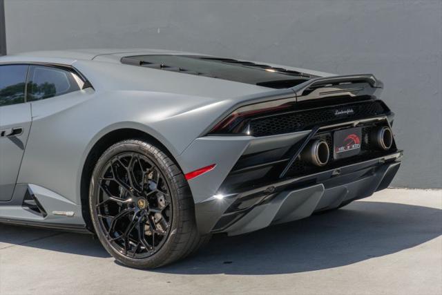 2022 Lamborghini Huracan Evo Coupe RWD