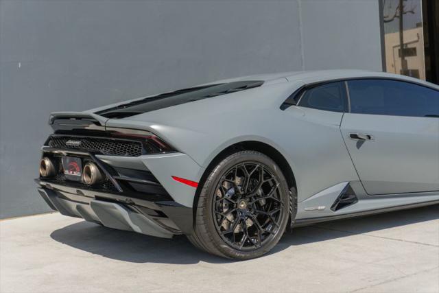 2022 Lamborghini Huracan Evo Coupe RWD