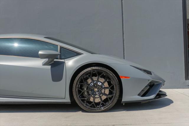 2022 Lamborghini Huracan Evo Coupe RWD