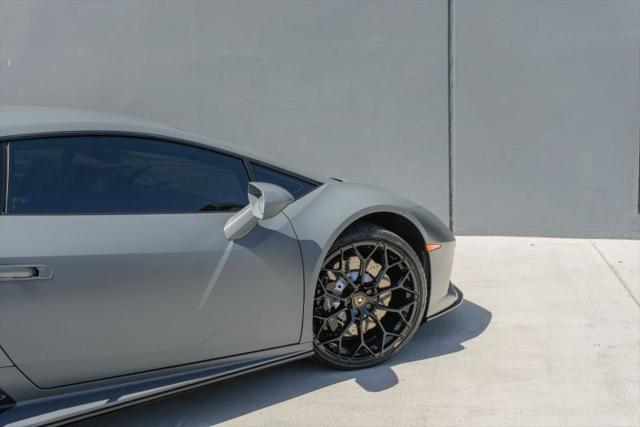 2022 Lamborghini Huracan Evo Coupe RWD
