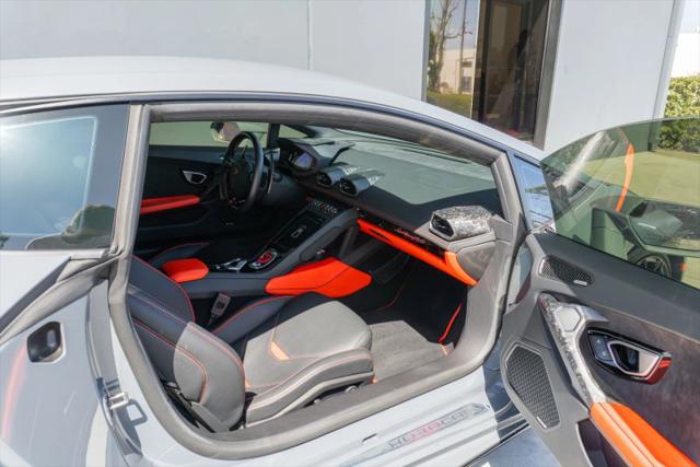 2022 Lamborghini Huracan Evo Coupe RWD