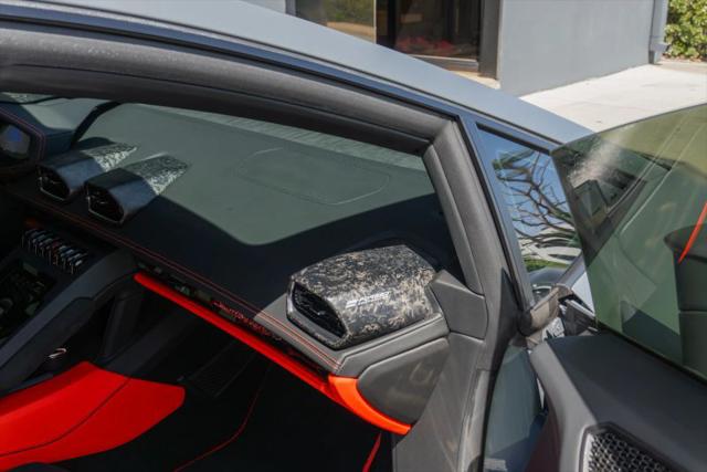 2022 Lamborghini Huracan Evo Coupe RWD