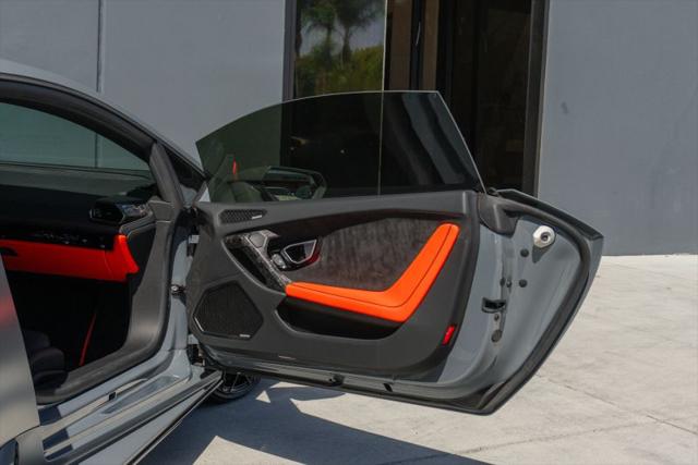 2022 Lamborghini Huracan Evo Coupe RWD