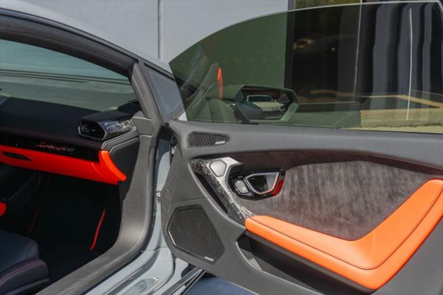 2022 Lamborghini Huracan Evo Coupe RWD