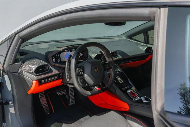 2022 Lamborghini Huracan Evo Coupe RWD