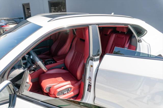 2020 Lamborghini Urus Base