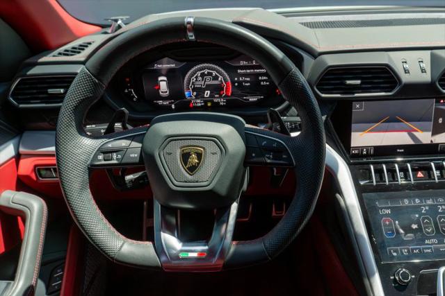 2020 Lamborghini Urus Base