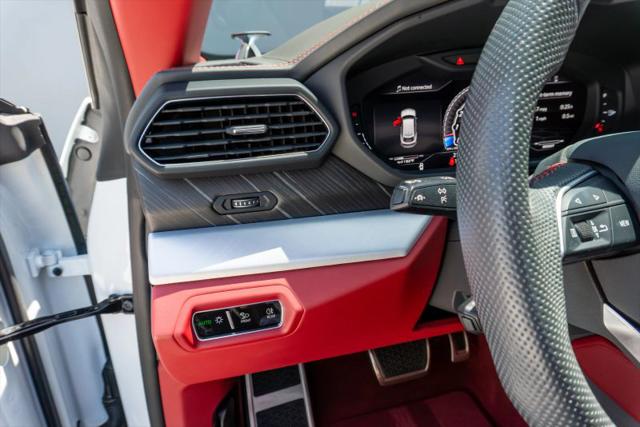2020 Lamborghini Urus Base