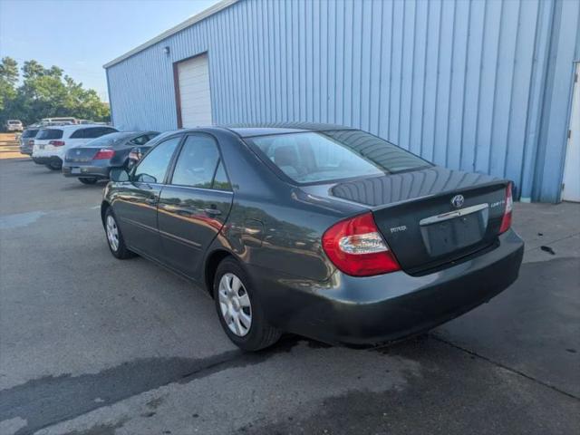 2004 Toyota Camry LE