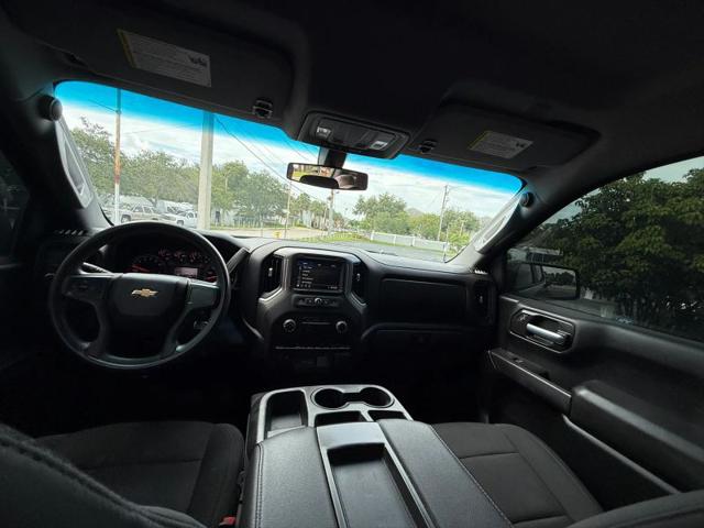2021 Chevrolet Silverado 1500 2WD Crew Cab Short Bed Custom