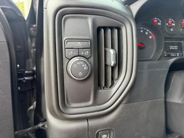 2021 Chevrolet Silverado 1500 2WD Crew Cab Short Bed Custom