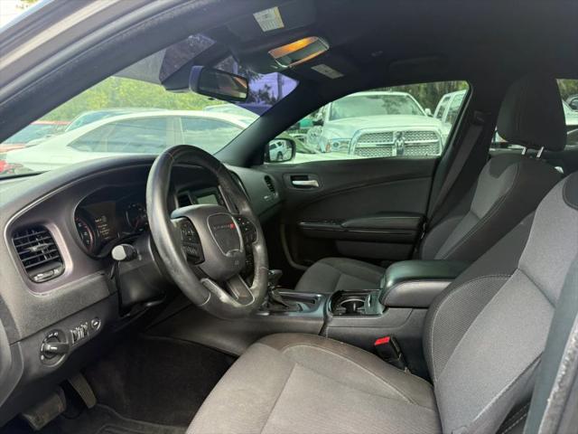 2017 Dodge Charger SE RWD