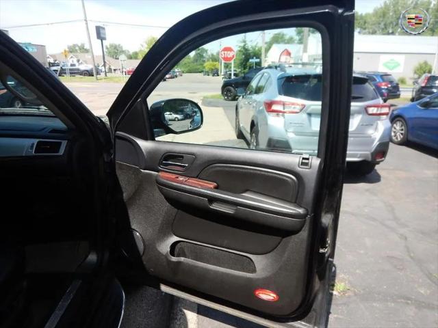 2008 Cadillac Escalade ESV Standard
