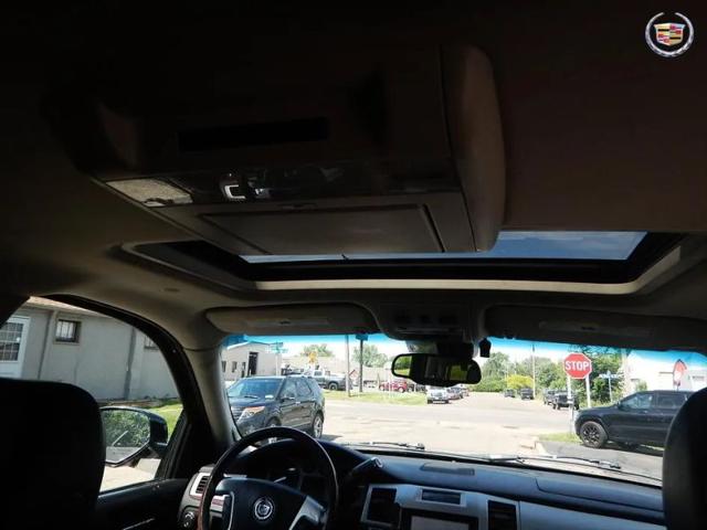 2008 Cadillac Escalade ESV Standard