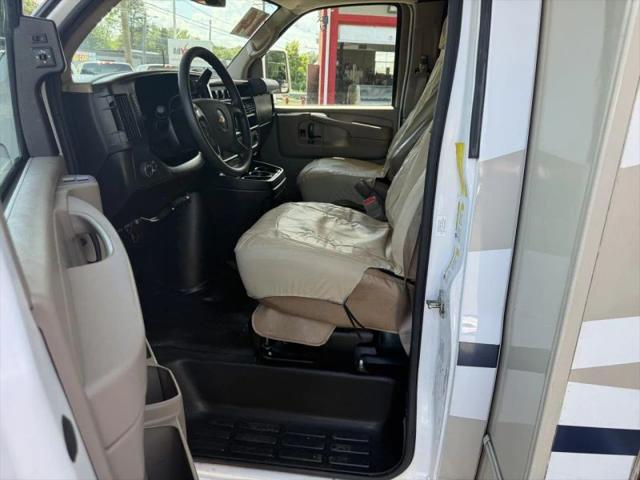 2014 Chevrolet Express Cutaway 4500