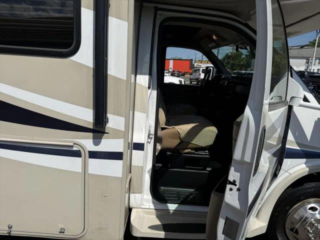 2014 Chevrolet Express Cutaway 4500