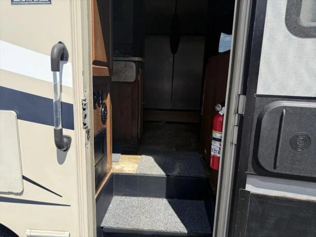 2014 Chevrolet Express Cutaway 4500