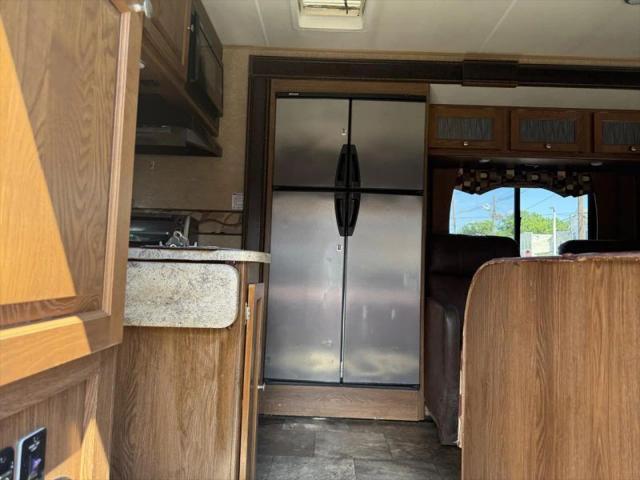 2014 Chevrolet Express Cutaway 4500