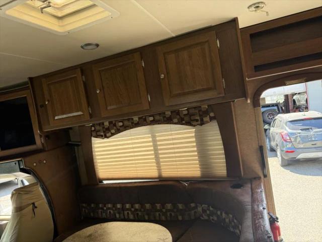 2014 Chevrolet Express Cutaway 4500