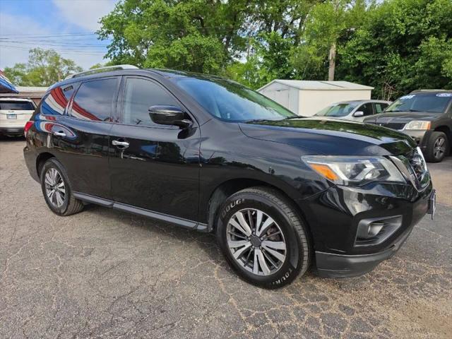 2018 Nissan Pathfinder SV