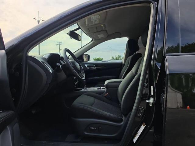 2018 Nissan Pathfinder SV