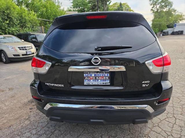 2018 Nissan Pathfinder SV