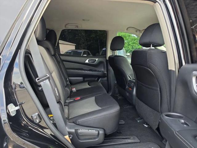 2018 Nissan Pathfinder SV