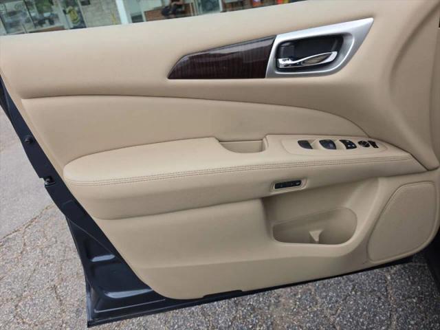 2014 Nissan Pathfinder SL