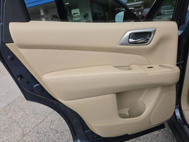 2014 Nissan Pathfinder SL