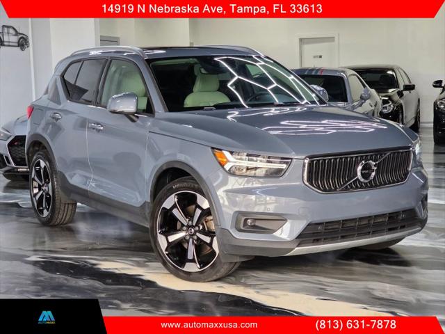 2021 Volvo XC40 T5 Momentum