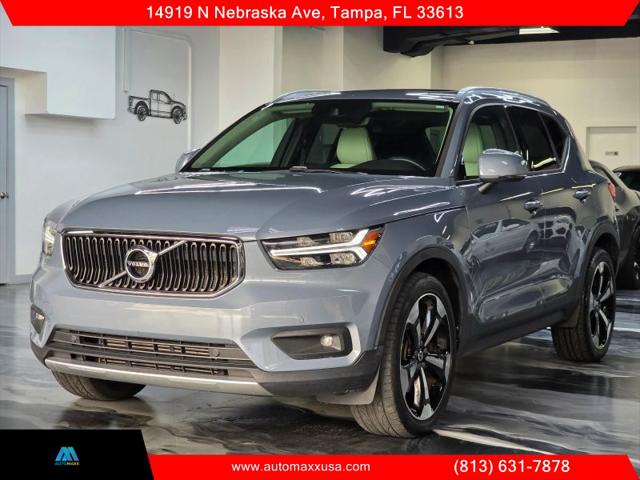 2021 Volvo XC40 T5 Momentum