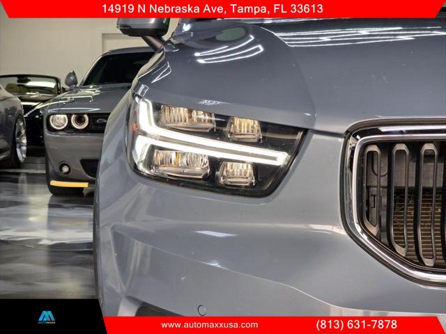2021 Volvo XC40 T5 Momentum