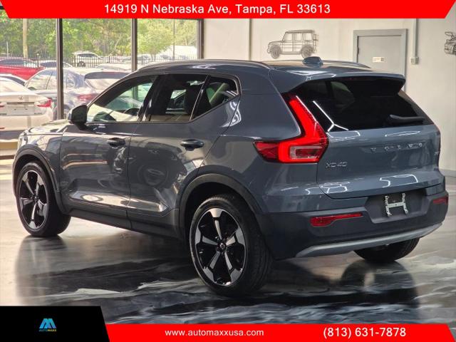 2021 Volvo XC40 T5 Momentum