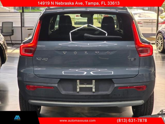 2021 Volvo XC40 T5 Momentum