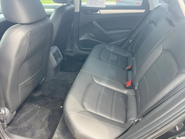2013 Volkswagen Passat 2.5L SE
