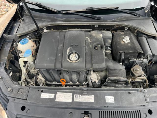 2013 Volkswagen Passat 2.5L SE