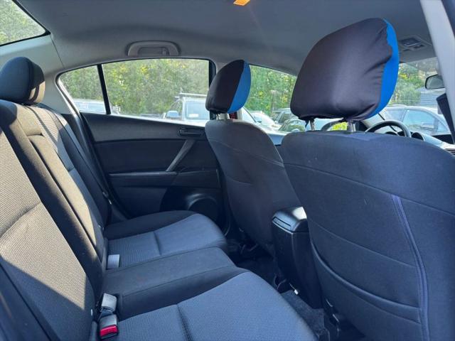 2010 Mazda Mazda3 i Sport
