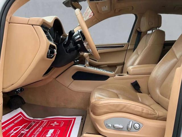 2015 Porsche Macan Turbo