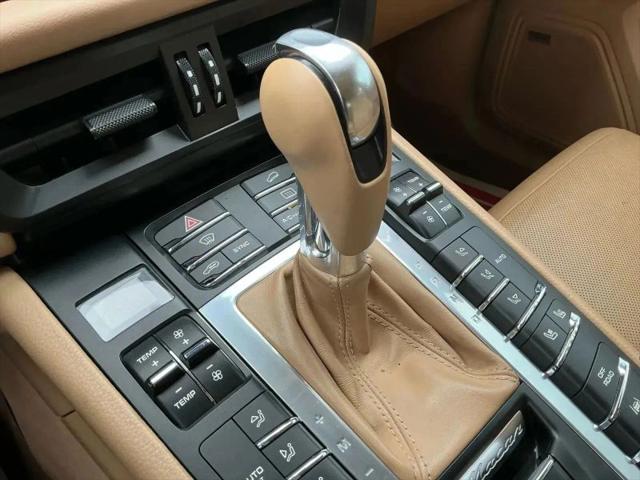2015 Porsche Macan Turbo