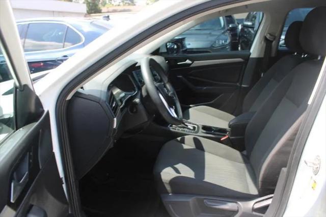 2019 Volkswagen Jetta 1.4T R-Line