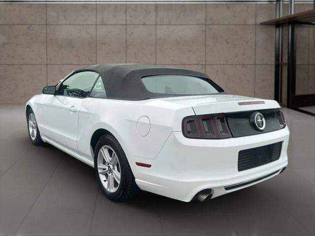 2014 Ford Mustang V6