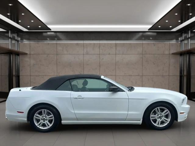 2014 Ford Mustang V6