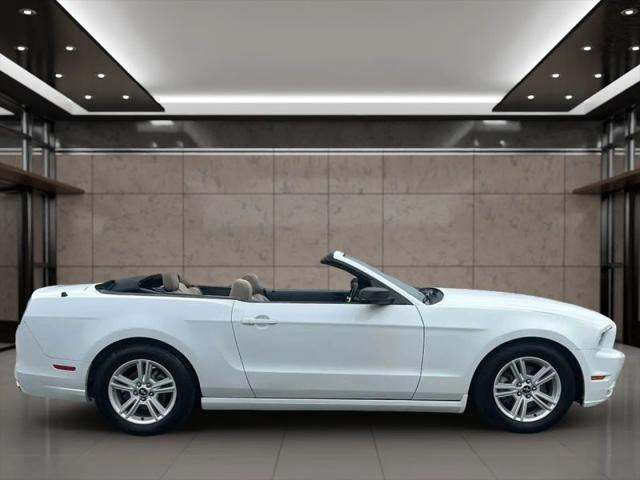 2014 Ford Mustang V6