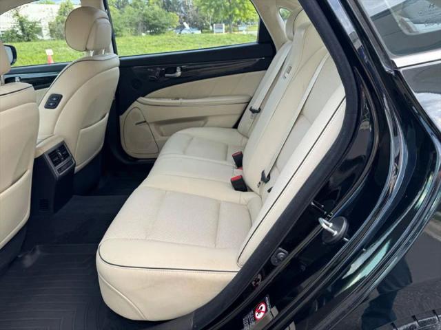2014 Hyundai Equus Signature