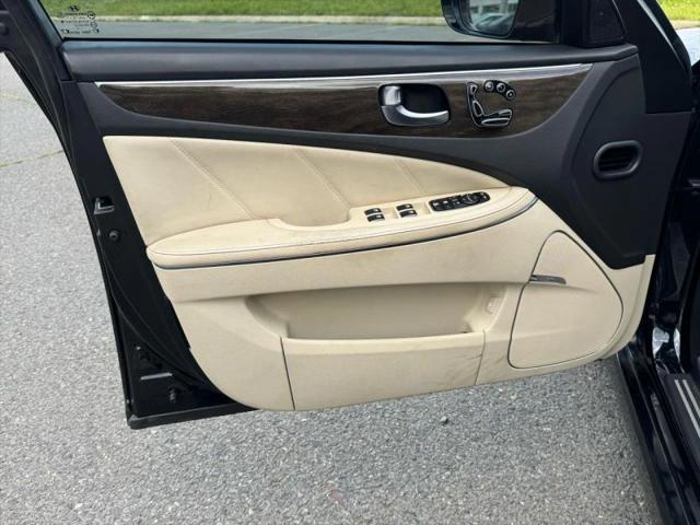 2014 Hyundai Equus Signature