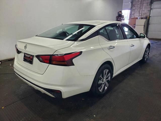 2022 Nissan Altima S FWD