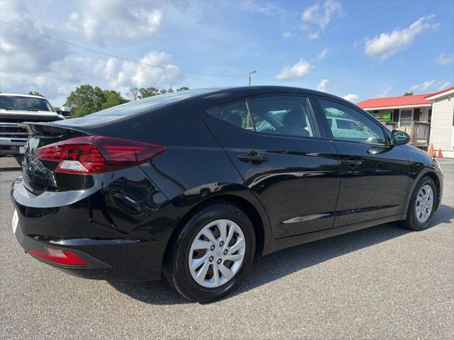 2020 Hyundai Elantra SE