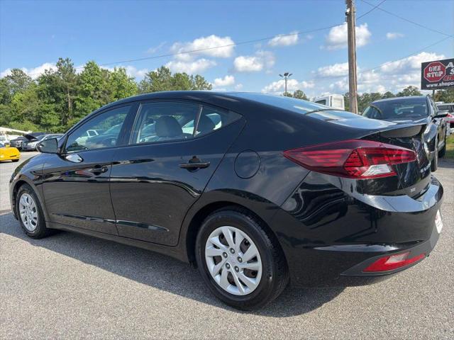 2020 Hyundai Elantra SE