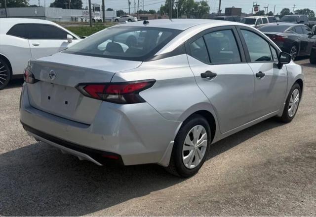 2021 Nissan Versa S Xtronic CVT